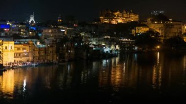 Udaipur Rajasthan Hindistan. Zaman atlamalı gece yukarıdan. Seyahat hedef ve Turizm yerler.