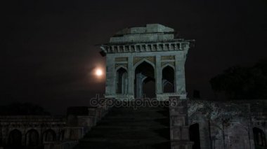 Zaman atlamalı Mandu Hindistan moon ile Afgan islam Devletleri, Camii anıt ve Müslüman mezar kalıntıları 