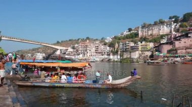 Omkareshwar, Hindistan - Kasım, 2017 yaklaşık: hac kutsal şehre Omkareshwar, Madhya Pradesh, Hindistan. 