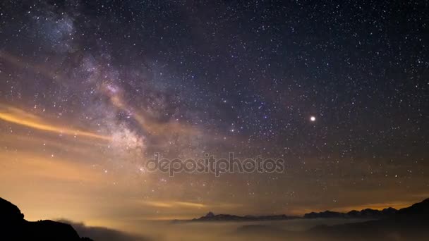 Vía Láctea Time Lapse Estrellas Girando Sobre Los Majestuosos Alpes — Vídeos de Stock