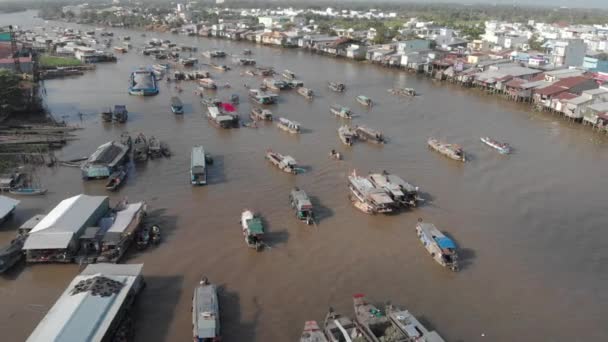 Aérea Volando Sobre Mercado Flotante Cai Rang Por Mañana Barcos — Vídeo de stock