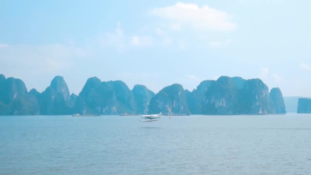 Cestovní Ruch Letadlo Létající Nad Mořem Long Bay Slavné Turistické — Stock video