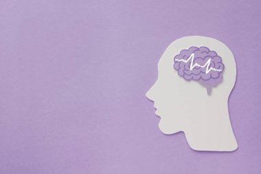 Mor arkaplan, epilepsi ve alzheimer farkındalığı, nöbet bozukluğu, akıl sağlığı konsepti üzerine ansefalografi beyin kağıdı.