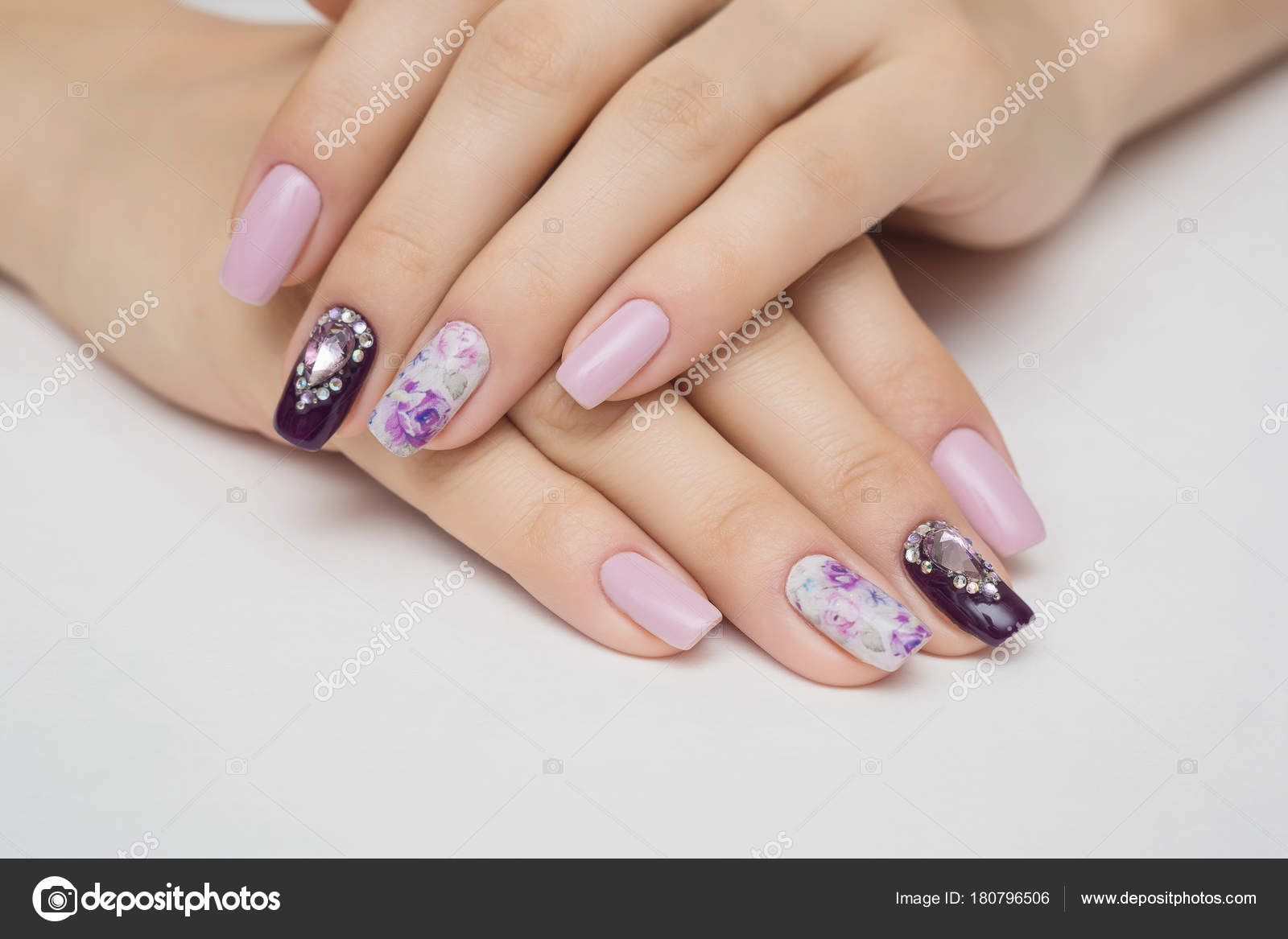 Manicured Nails Nail Polish Art Design Violet With Green Colors Art