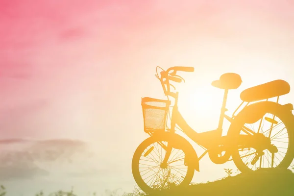 自転車の美しいシルエット — ストック写真