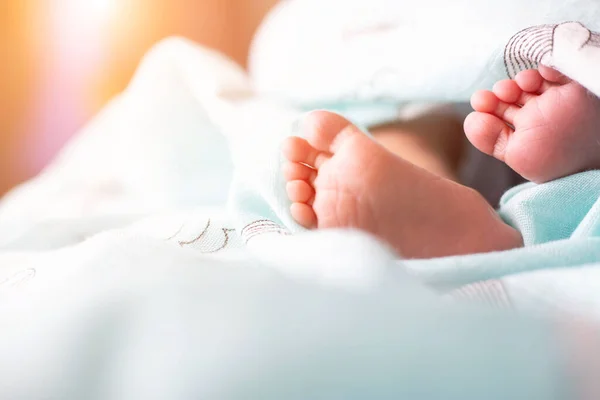 Closeup Newborn Baby Love — Stock Photo, Image