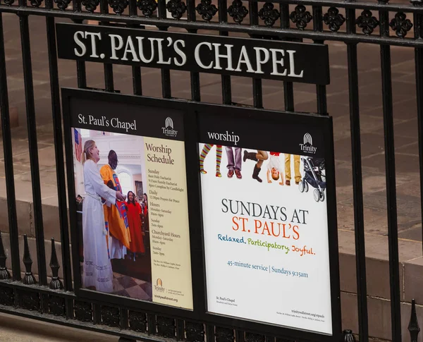 Signboard of St. Paul's Chapel on thhe Lower Manhattan — Stock Photo, Image