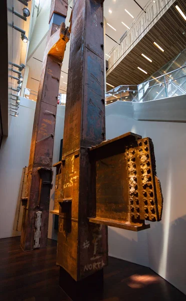 9-11 Museu Memorial Tridentes estruturas de aço do destruído — Fotografia de Stock