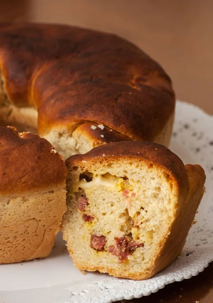 Receta napolitana típica, Casatiello . — Foto de Stock