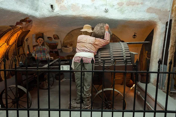 Koutsoyannopoulos Winery and Wine Museum in Vothonas. — Stock Photo, Image