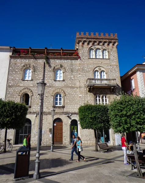 Matteotti square in Fondi, Italy. — Stock Photo, Image