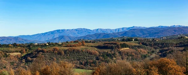 Αγροτικής υπαίθρου τοπίο των λόφων της Τοσκάνης — Φωτογραφία Αρχείου