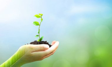 Dünya Okyanuslar Günü konsepti: Corona virüsü veya COVID-19 Dünya maske takıyor, bu görüntü NASA tarafından destekleniyor