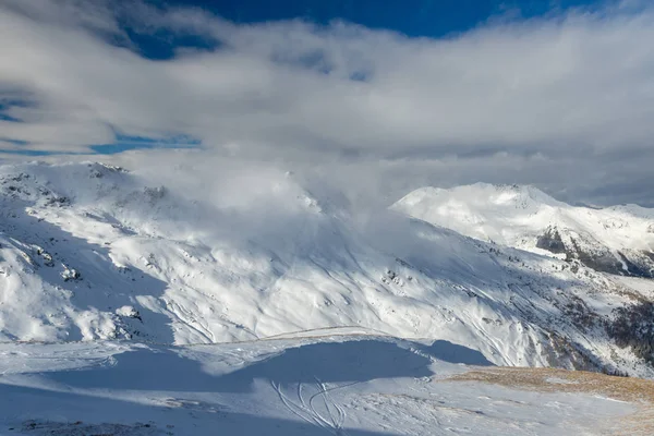 澳大利亚阿尔卑斯山中的雪山 — 图库照片