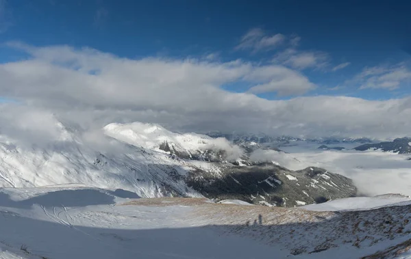 Снег Австрийских Альпах — стоковое фото