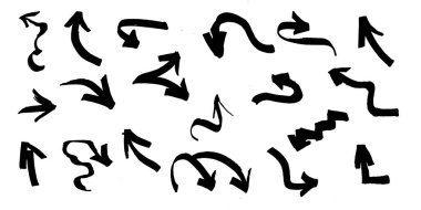 Siyah fırça darbeleriyle graffiti okları, boya izleri, çizgiler, lekeler, lekeler, lekeler