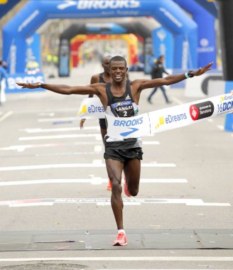 Kenyalı atlet Leonard Kipkoech Langat