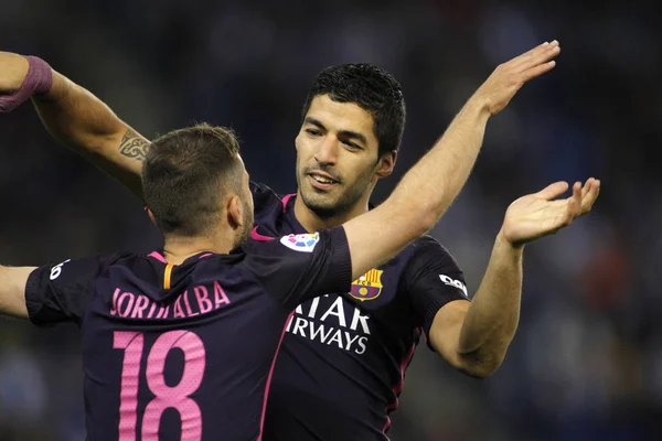 Luis Suárez (R) y Jordi Alba (L) del FC Barcelona — Foto de Stock