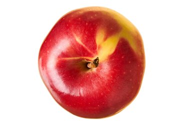 Taze kırmızı bir elma gölgesiz beyaz arka planda izole edilmiş. Üst görünüm