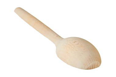 Beyaz arka planda gölgesiz izole edilmiş farklı yiyecekler için ters dönmüş eski bir tahta kaşık. Yakın plan.