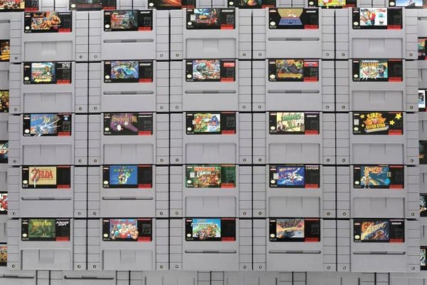 Картриджи Nintendo SNES — стоковое фото