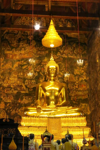 Buddha Szobor Ubosot Vagy Szentelési Terem Wat Suthat Bangkokban Thaiföldön — Stock Fotó