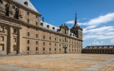 İspanya, Madrid yakınlarındaki San Lorenzo de El Escorial Kraliyet Manastırı