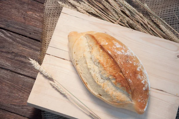 Metin için ücretsiz kopya alanı olan fırınlanmış malların çeşitli masadaki sunumu