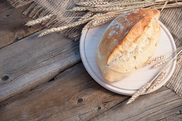 Metin için ücretsiz kopya alanı olan fırınlanmış malların çeşitli masadaki sunumu