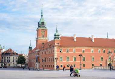 Royal Castle (Zamek Krolewski) Varşova Polonya genel görünümü