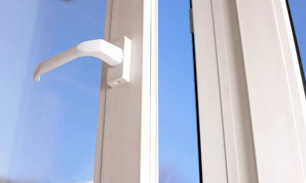 Відкриті пластикові вінілові вікна — стокове фото