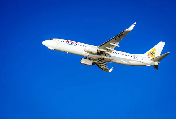 Batumi, Georgia - 1. října2019. Boeing 737-800 of Sundor z Izraele — Stock fotografie