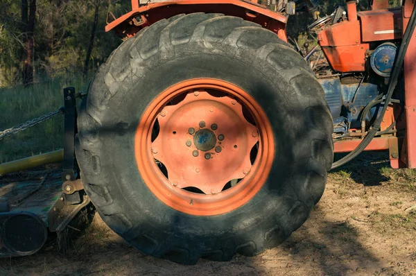 Fechar da roda bulldozer — Fotografia de Stock