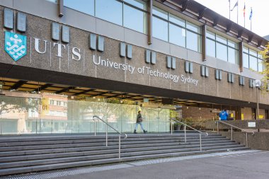 Ultimo banliyösündeki Sydney Üniversitesi.
