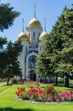 Mamayev 'deki All Saints Kilisesi Kurgan savaş anıtı