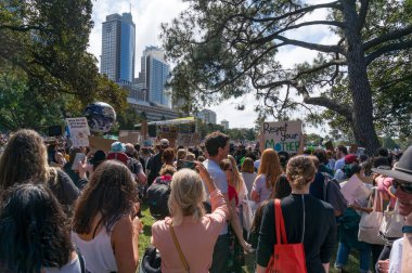 Sydney 'de iklim değişikliği grevi