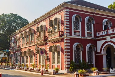 Panaji, Goa, Hindistan - 15 Aralık 2019: Goa Panaji eyalet başkentinin sokakları. 