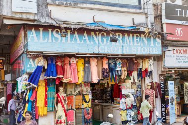 Panaji, Goa, Hindistan - 15 Aralık 2019: Goa Panaji eyalet başkentinin sokakları. 