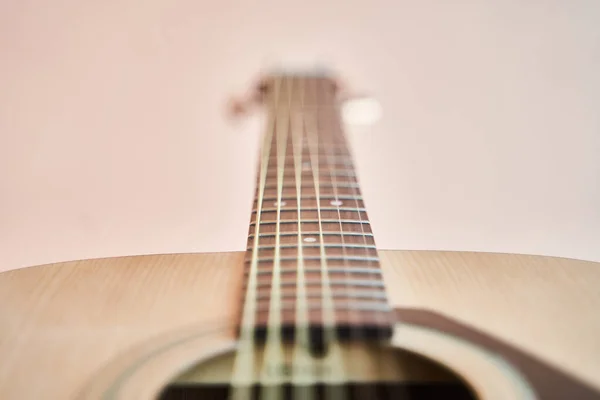 Guitarra acústica. Instrumento musical. Guitarra acústica Fretboard — Foto de Stock