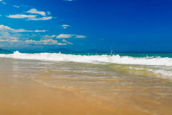 Leere Meer und Strand Hintergrund mit Kopierraum — Stockfoto
