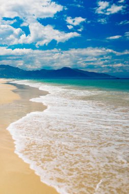 Kopya alanı olan boş deniz ve sahil arkaplanı