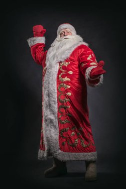 Noel Baba siyah zemin.