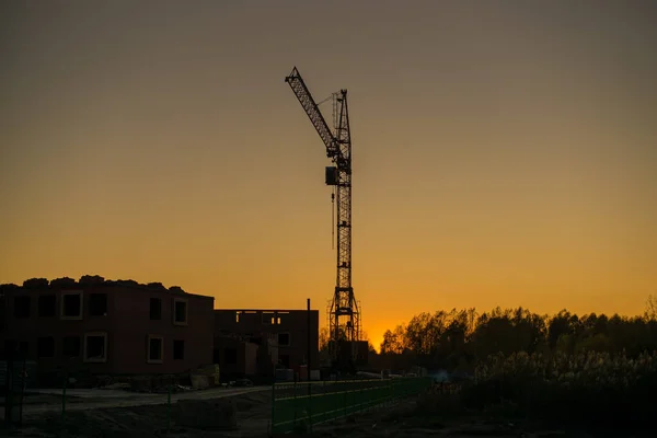 Belle Vue Industrielle Une Grue Construction Technologiquement Avancée Contre Jour — Photo