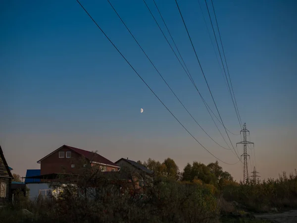 Bela Vista Linhas Energia Industrial Tecnológica Com Fios Alta Tensão — Fotografia de Stock