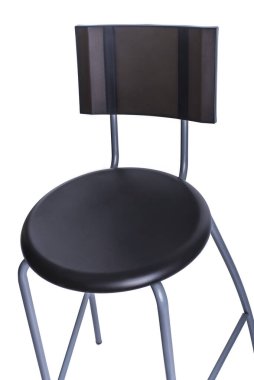 Güzel metal ve plastik klasik bar taburesi, minimalist ve geometrik tarzda beyaz izole bir arka planda koltuk.