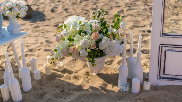 Novosibirsk Russia August 2019 Beautiful View Wedding Bouquet Flowers Sand — Stock Photo, Image