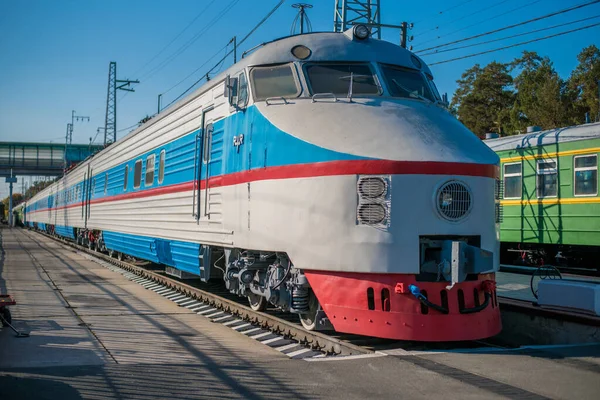 Novosibirsk Rússia Setembro 2019 Uma Bela Vista Panorama Antigas Locomotivas — Fotografia de Stock