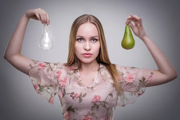 Conceptueel Portret Van Een Modieus Jong Verleidelijk Emotioneel Mooi Meisje — Stockfoto