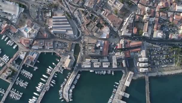 Marina Gebied Zomerochtend Jachten Boten Prachtige Kust Limassol Cyprus Luchtbeelden — Stockvideo