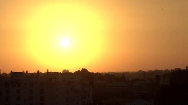 Verano Hermoso Atardecer Ciudad Limassol Chipre Lapso Tiempo Puede Acelerarlo — Vídeos de Stock